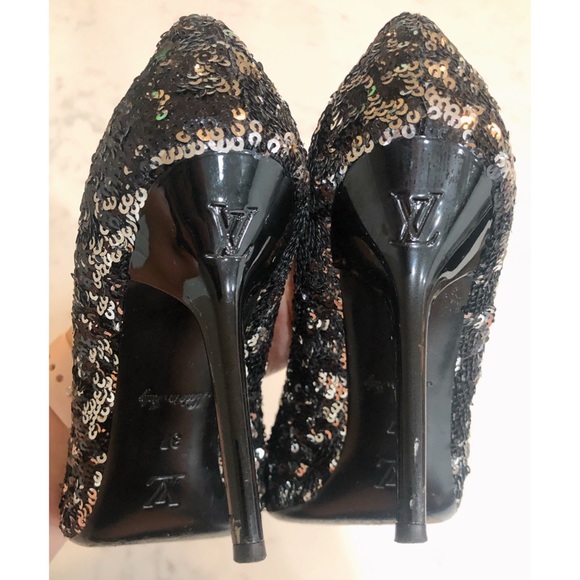 LOUIS VUITTON Liza Sequin Black & Silver Pointy Toe Pumps Noir SZ 37 - Picture 7 of 17